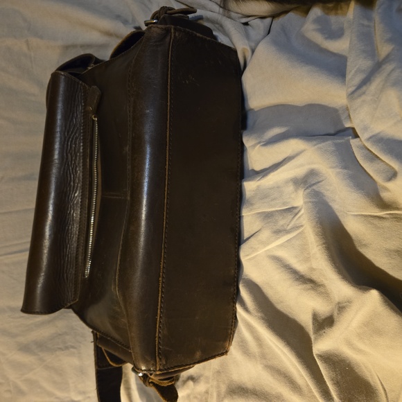 Vagabond Traveler Leather Messenger Should Bag Drk Brown - Picture 8 of 12